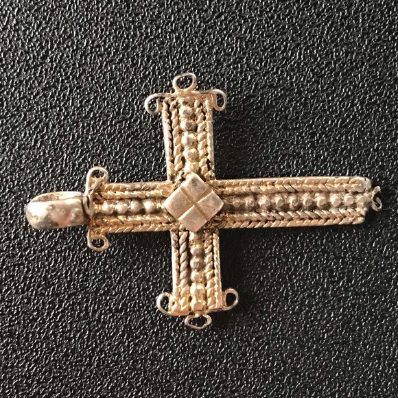 Intricate Ethiopian Silver Cross Pendant - Picture 2 of 4